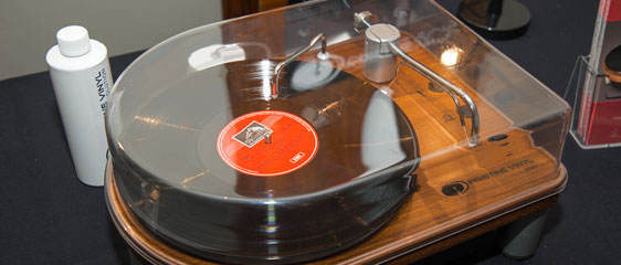 Pristine Vinyl ViVac RCS2 record cleaner