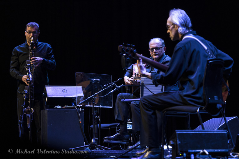 Anouar Brahem with Klaus Gesing - bass clarinet & soprano saxophone & BjÃ¶rn Meyer - bass