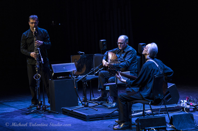 Anouar Brahem with Klaus Gesing - bass clarinet & soprano saxophone & BjÃ¶rn Meyer - bass