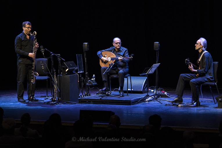 Anouar Brahem with Klaus Gesing - bass clarinet & soprano saxophone & BjÃ¶rn Meyer - bass