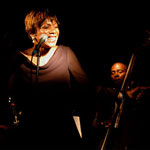 Carmen Lundy @ Ronnie Scott's 2005 (click to go to her page)