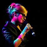 Melody Gardot @ the We Love Ella Tribite, 2007 (click to go to this page)