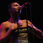 Lizz Wright @ the Queen Elizabeth Hall in 2005 (click to go to her page)