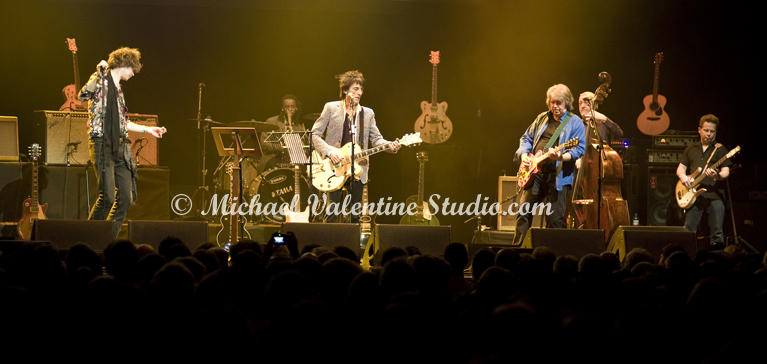 Ronnie Wood and Band